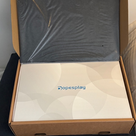 Portable Monitor - Picture 3 of 5